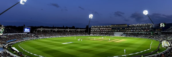 国际足联主席因凡蒂诺在新闻发布会上发言